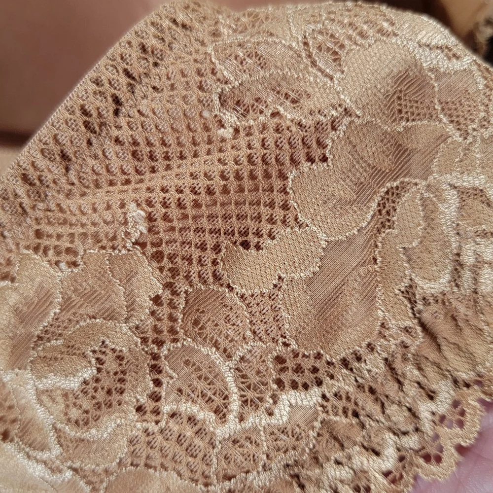 savage x fenty tan lace underwire padded push up bra 42D nwot intimates bras - Picture 9 of 9